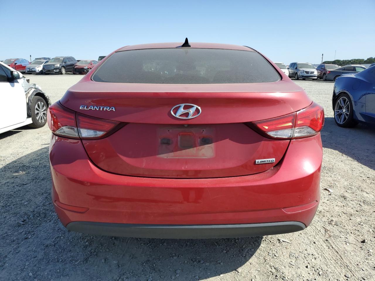 Photo 5 VIN: KMHDH4AEXFU377248 - HYUNDAI ELANTRA 