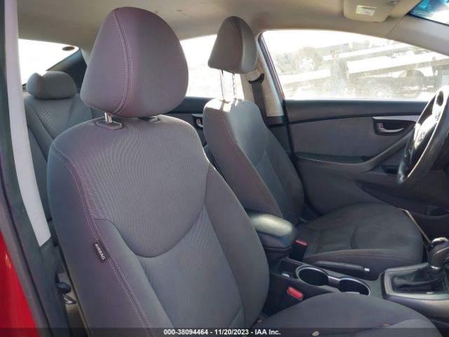 Photo 4 VIN: KMHDH4AEXFU389027 - HYUNDAI ELANTRA 