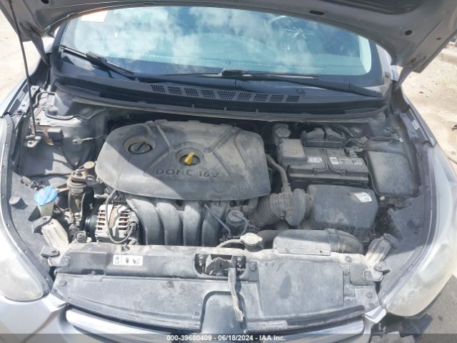 Photo 9 VIN: KMHDH4AEXFU393899 - HYUNDAI ELANTRA 