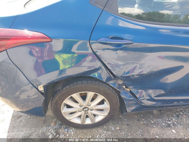 Photo 5 VIN: KMHDH4AEXFU419224 - HYUNDAI ELANTRA 