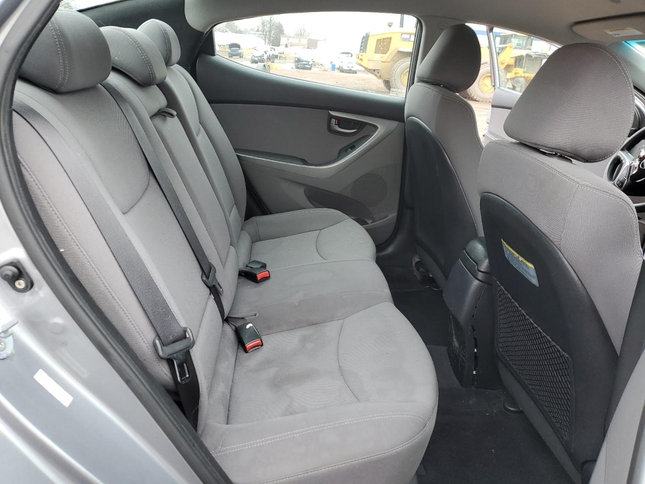 Photo 9 VIN: KMHDH4AEXFU420261 - HYUNDAI ELANTRA 