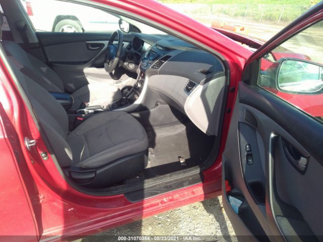 Photo 4 VIN: KMHDH4AEXFU443023 - HYUNDAI ELANTRA 