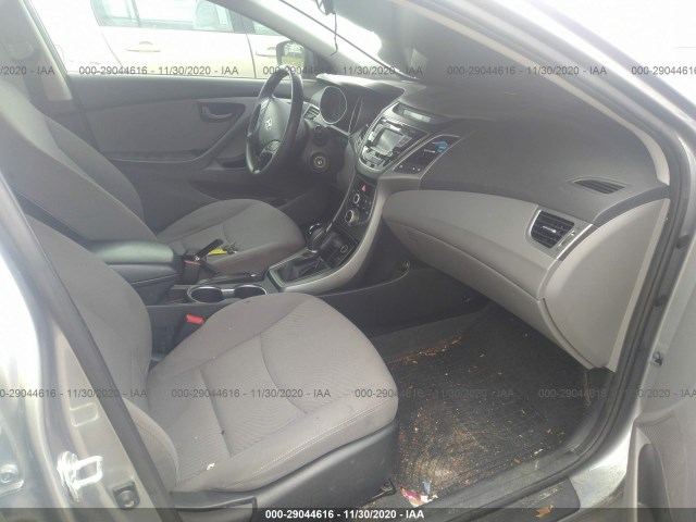 Photo 4 VIN: KMHDH4AEXGU476718 - HYUNDAI ELANTRA 