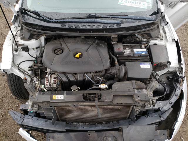 Photo 6 VIN: KMHDH4AEXGU483703 - HYUNDAI ELANTRA SE 