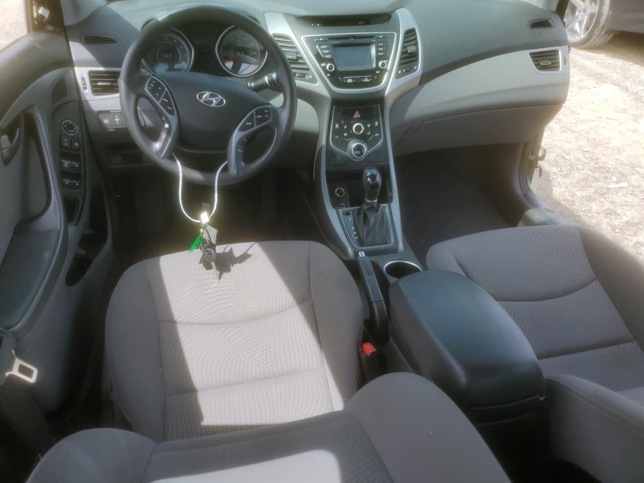 Photo 7 VIN: KMHDH4AEXGU487704 - HYUNDAI ELANTRA 