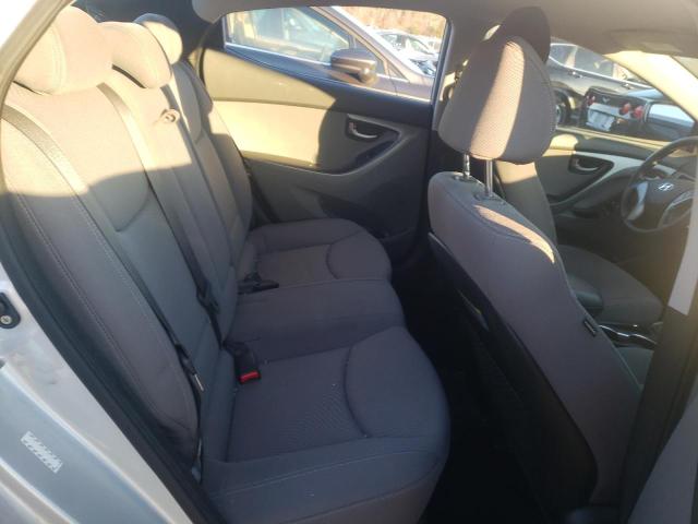 Photo 9 VIN: KMHDH4AEXGU488075 - HYUNDAI ELANTRA SE 