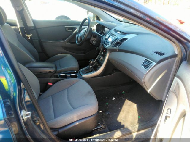 Photo 4 VIN: KMHDH4AEXGU511001 - HYUNDAI ELANTRA 