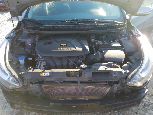 Photo 6 VIN: KMHDH4AEXGU557217 - HYUNDAI ELANTRA SE 