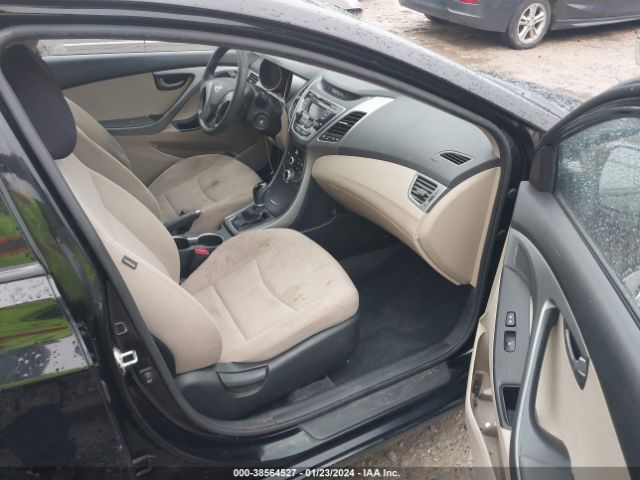 Photo 4 VIN: KMHDH4AEXGU575569 - HYUNDAI ELANTRA 