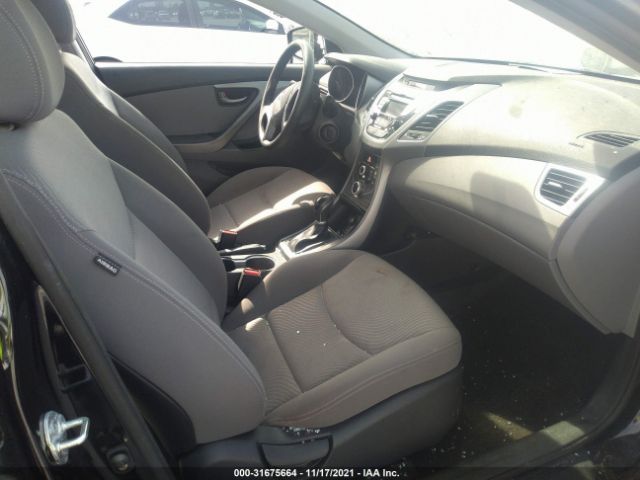 Photo 4 VIN: KMHDH4AEXGU575796 - HYUNDAI ELANTRA 