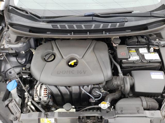 Photo 6 VIN: KMHDH4AEXGU606948 - HYUNDAI ELANTRA SE 