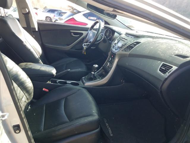 Photo 4 VIN: KMHDH4AH0FU231466 - HYUNDAI ELANTRA SE 