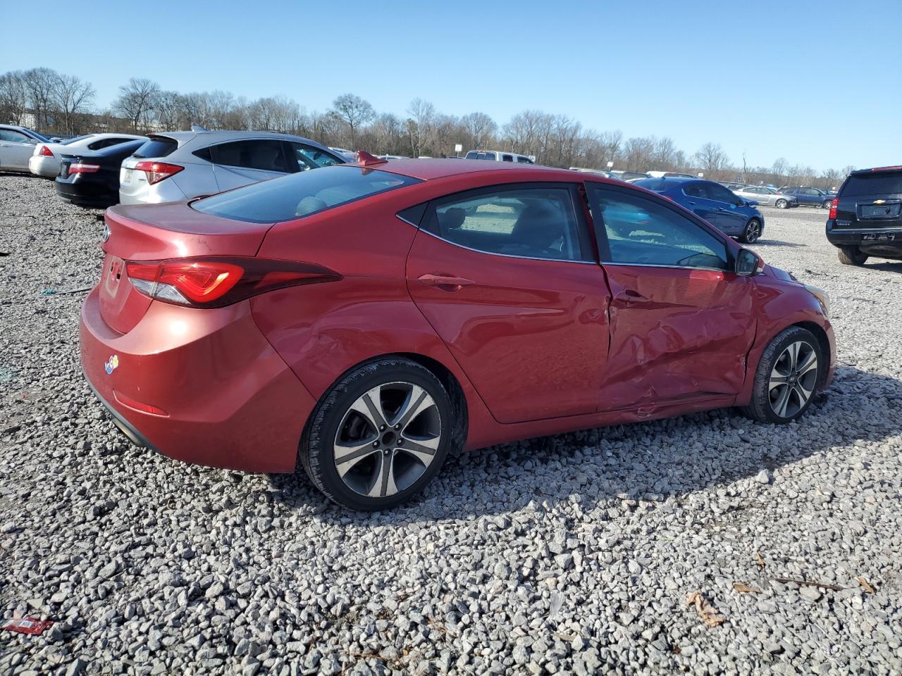 Photo 2 VIN: KMHDH4AH0FU357388 - HYUNDAI ELANTRA 