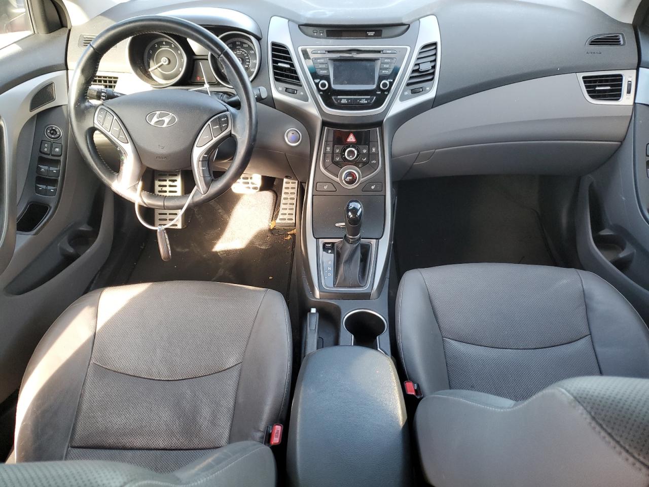 Photo 7 VIN: KMHDH4AH0FU357388 - HYUNDAI ELANTRA 