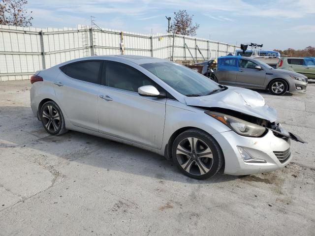 Photo 3 VIN: KMHDH4AH0FU358217 - HYUNDAI ELANTRA SE 