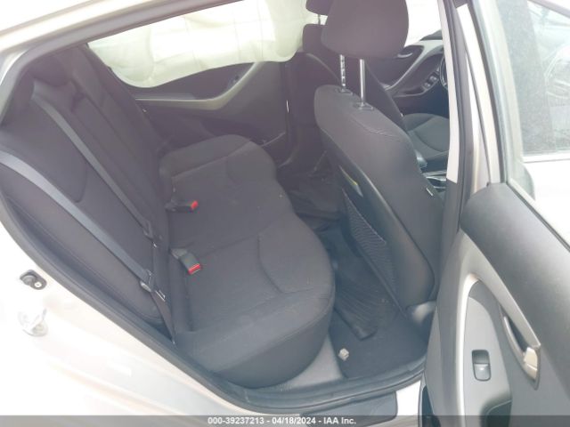 Photo 7 VIN: KMHDH4AH0GU488550 - HYUNDAI ELANTRA 