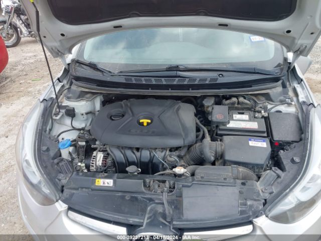 Photo 9 VIN: KMHDH4AH0GU488550 - HYUNDAI ELANTRA 