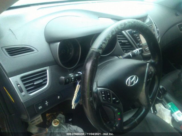 Photo 6 VIN: KMHDH4AH1EU135490 - HYUNDAI ELANTRA 