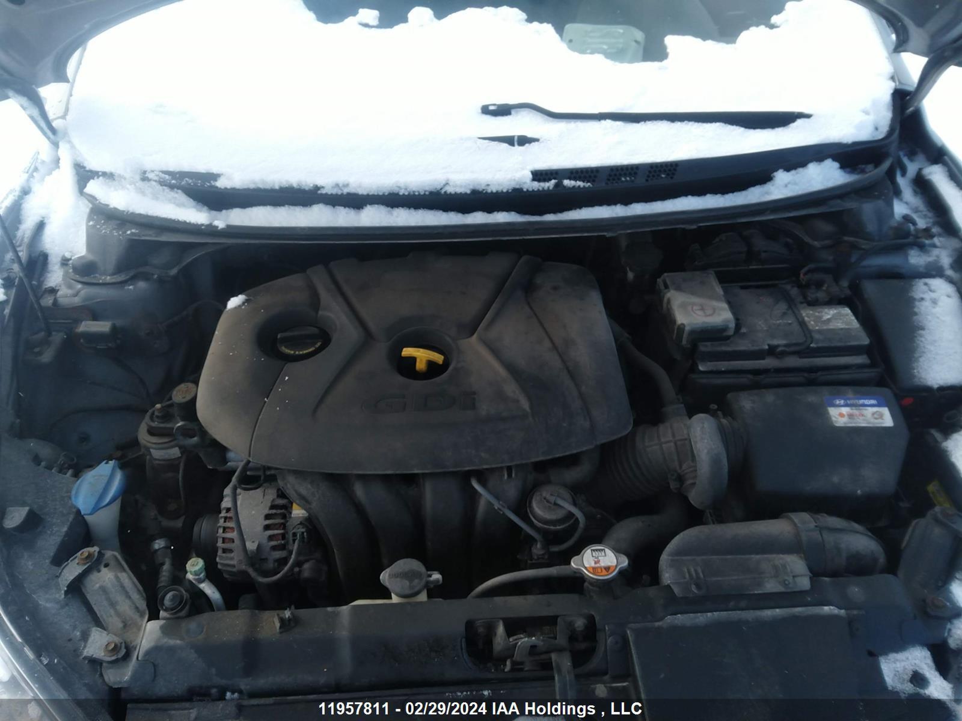 Photo 9 VIN: KMHDH4AH1FU409420 - HYUNDAI ELANTRA 