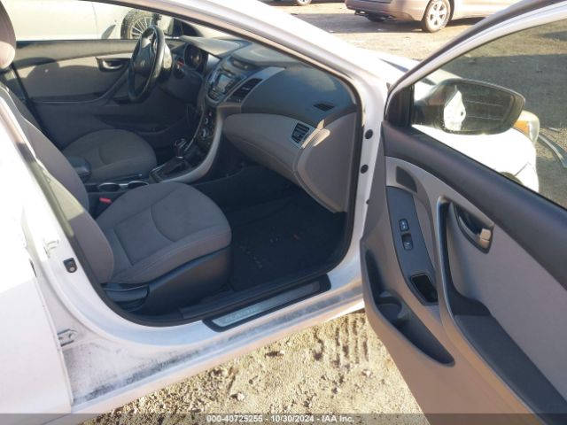 Photo 4 VIN: KMHDH4AH1GU488251 - HYUNDAI ELANTRA 