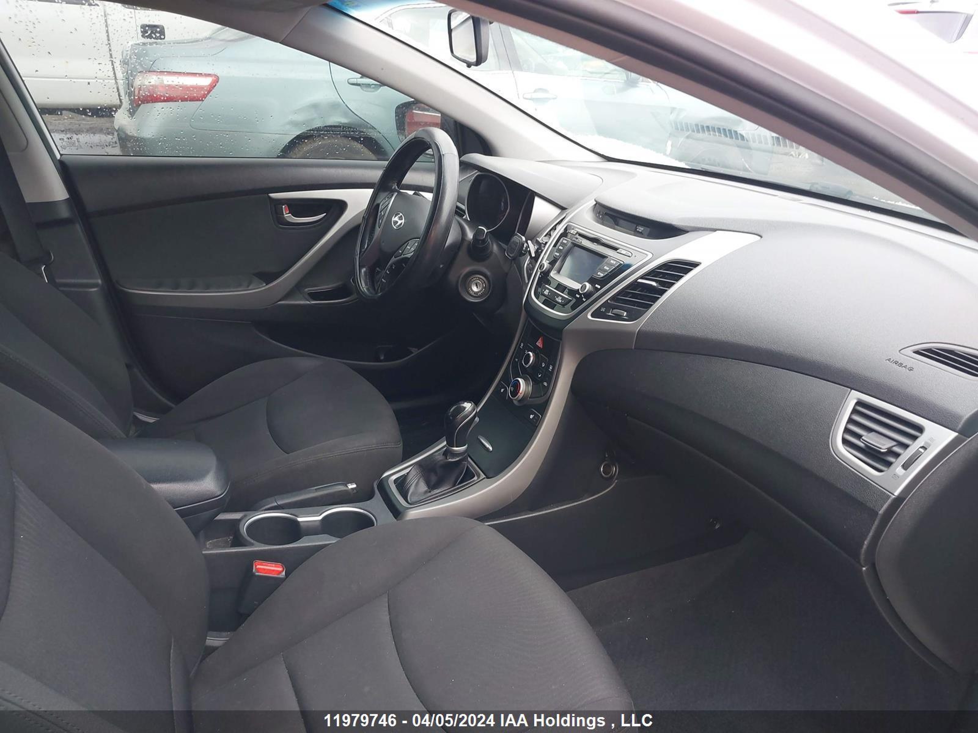 Photo 4 VIN: KMHDH4AH1GU549887 - HYUNDAI ELANTRA 