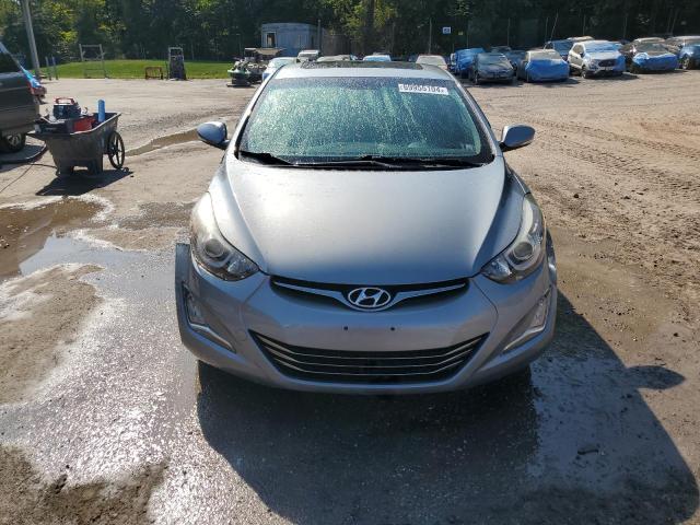 Photo 4 VIN: KMHDH4AH2FU237611 - HYUNDAI ELANTRA SE 