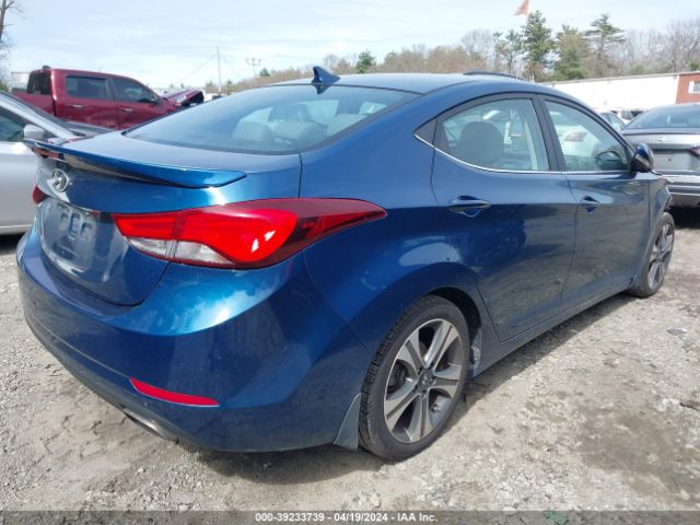 Photo 3 VIN: KMHDH4AH2FU282337 - HYUNDAI ELANTRA 