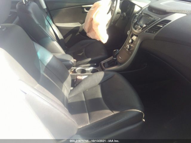 Photo 4 VIN: KMHDH4AH2FU322075 - HYUNDAI ELANTRA 