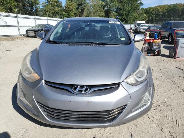 Photo 4 VIN: KMHDH4AH3FU248570 - HYUNDAI ELANTRA SE 