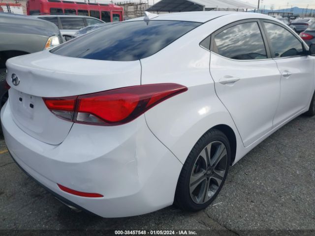 Photo 5 VIN: KMHDH4AH3FU382494 - HYUNDAI ELANTRA 