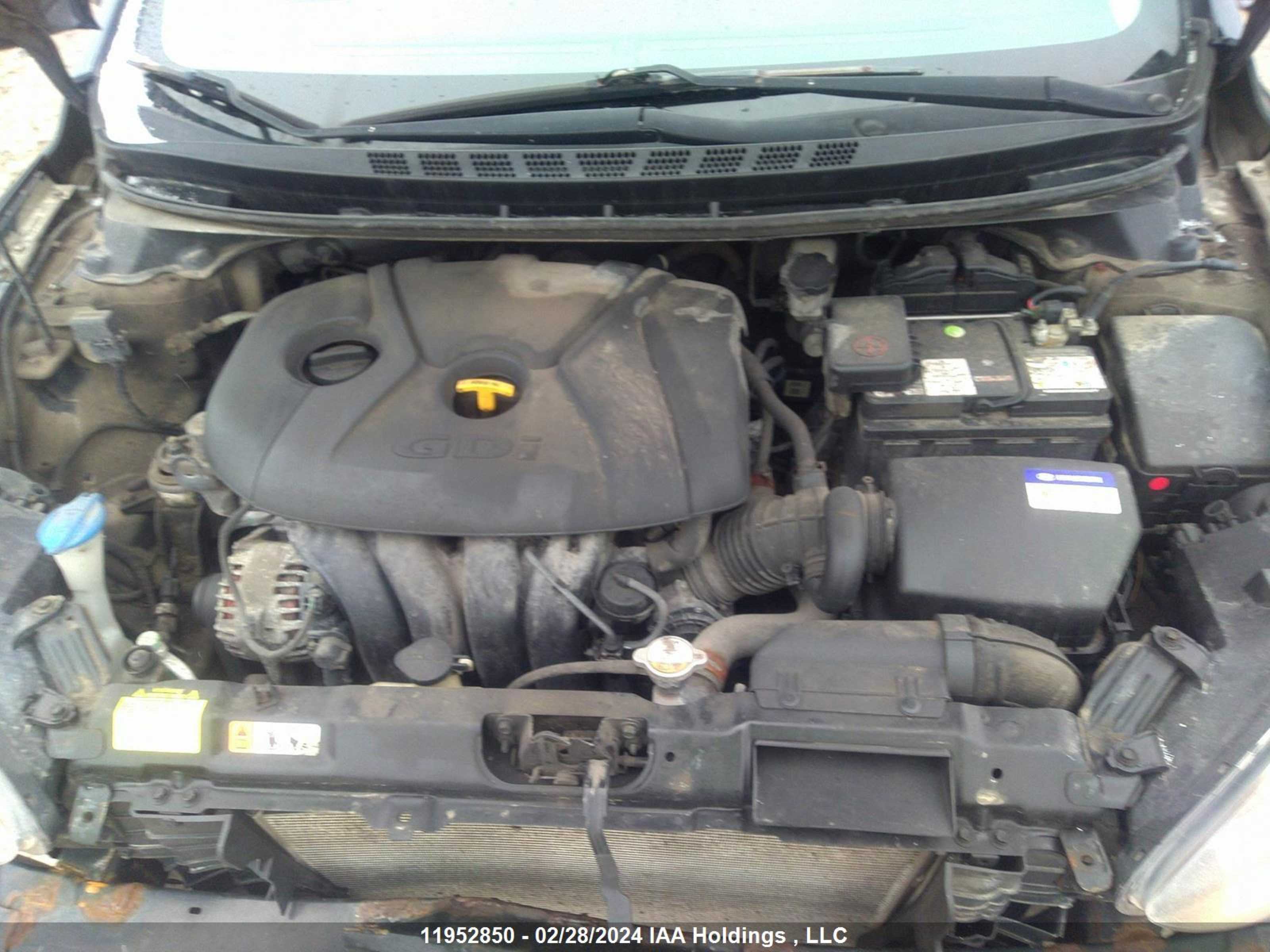 Photo 9 VIN: KMHDH4AH3FU383340 - HYUNDAI ELANTRA 