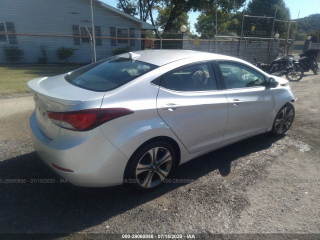 Photo 3 VIN: KMHDH4AH3GU486291 - HYUNDAI ELANTRA 