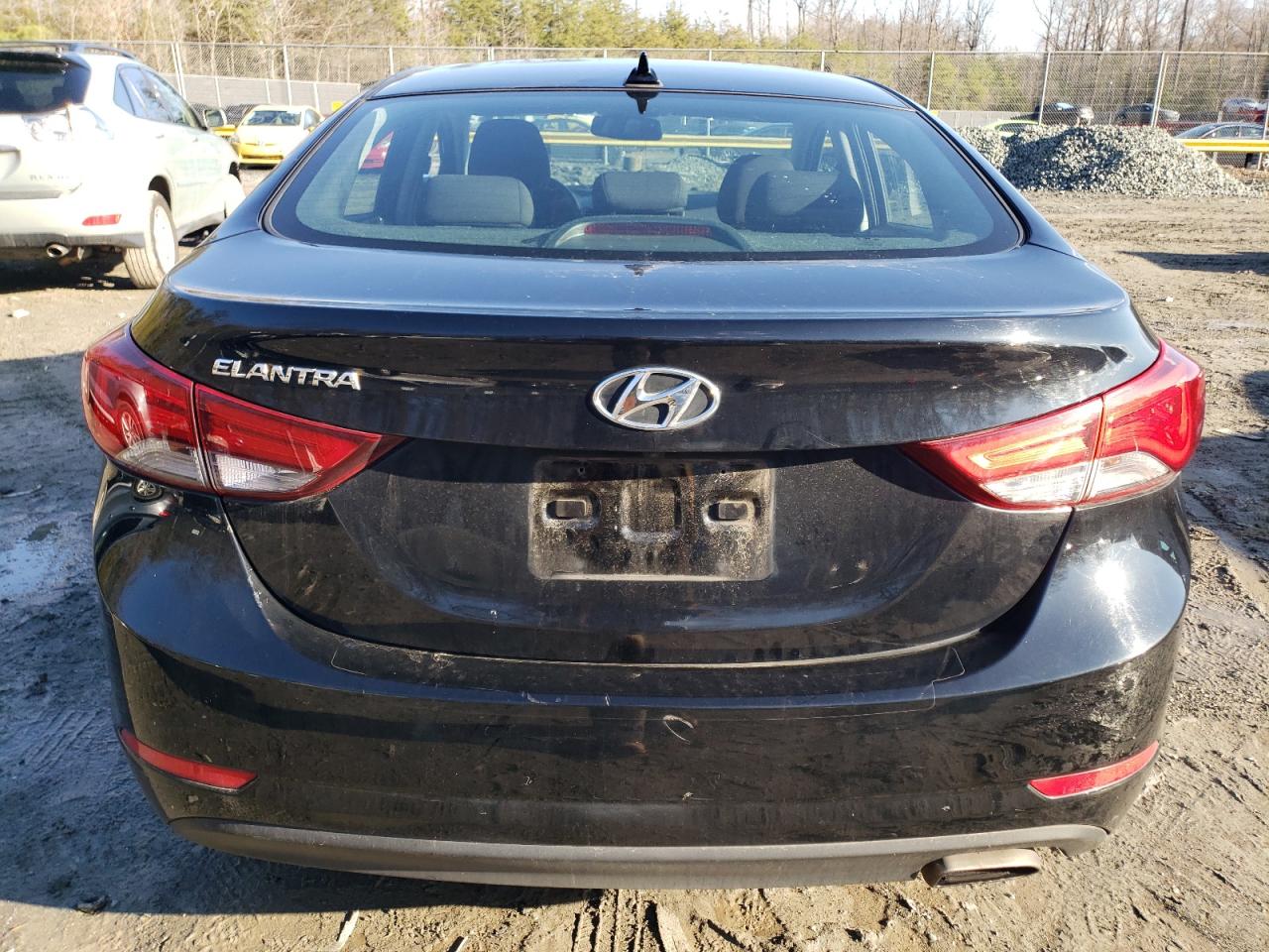 Photo 5 VIN: KMHDH4AH3GU588139 - HYUNDAI ELANTRA 