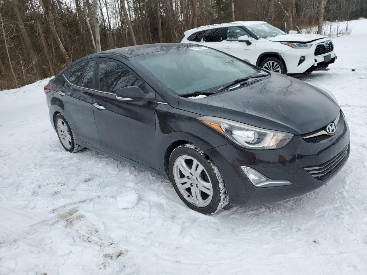 Photo 3 VIN: KMHDH4AH3GU642099 - HYUNDAI ELANTRA 