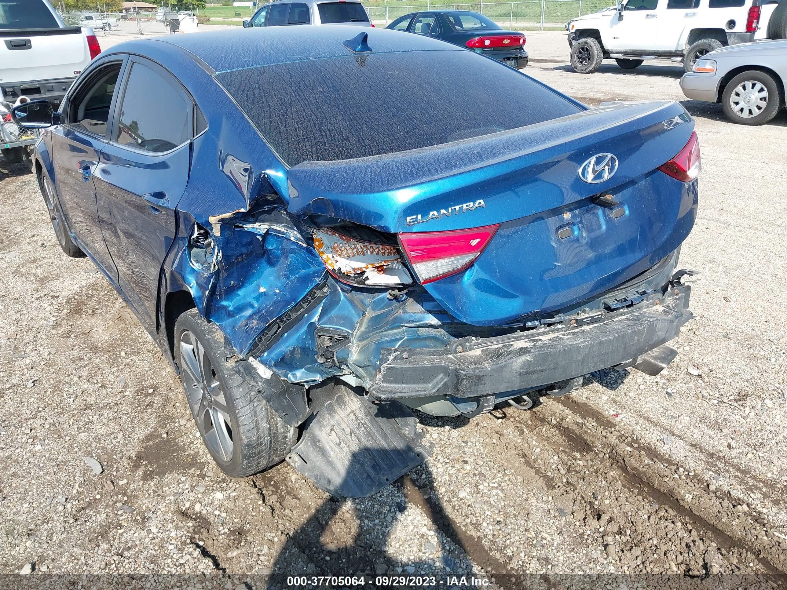 Photo 5 VIN: KMHDH4AH4EU050059 - HYUNDAI ELANTRA 