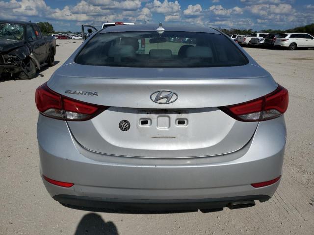 Photo 5 VIN: KMHDH4AH4EU157533 - HYUNDAI ELANTRA SE 