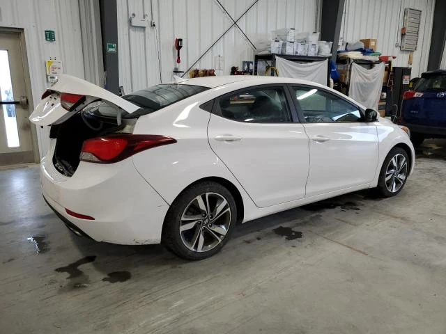 Photo 2 VIN: KMHDH4AH4FU305889 - HYUNDAI ELANTRA SE 