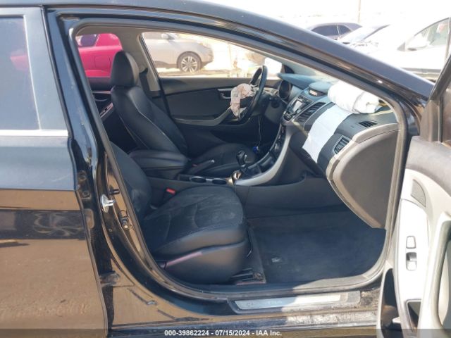 Photo 4 VIN: KMHDH4AH4FU425885 - HYUNDAI ELANTRA 