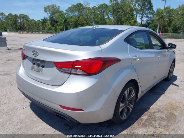 Photo 3 VIN: KMHDH4AH5EU071700 - HYUNDAI ELANTRA 