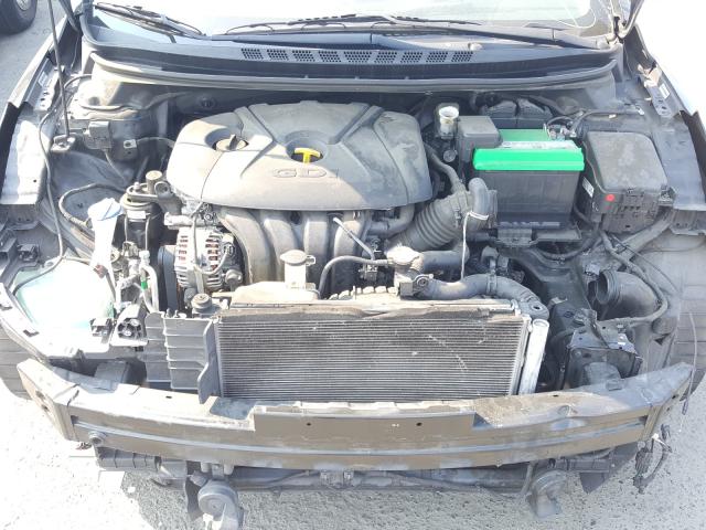 Photo 6 VIN: KMHDH4AH5EU180822 - HYUNDAI ELANTRA SE 