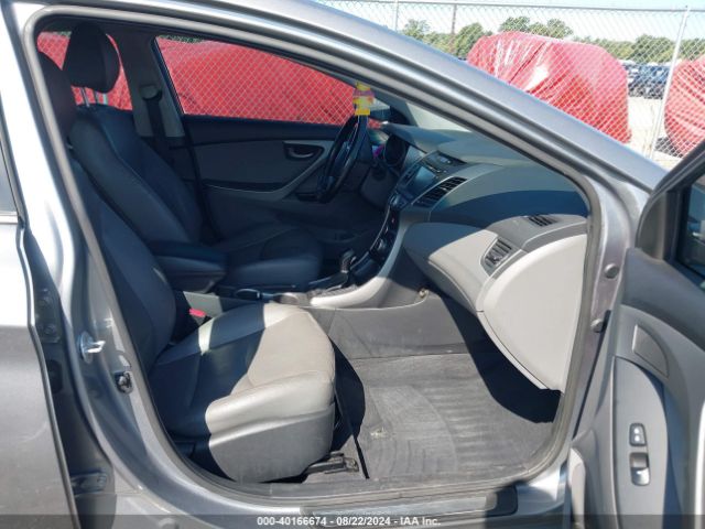 Photo 4 VIN: KMHDH4AH5FU233181 - HYUNDAI ELANTRA 