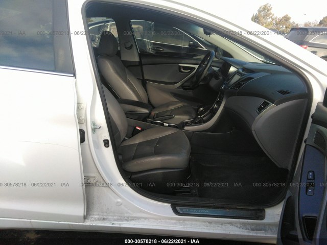 Photo 4 VIN: KMHDH4AH6FU321155 - HYUNDAI ELANTRA 