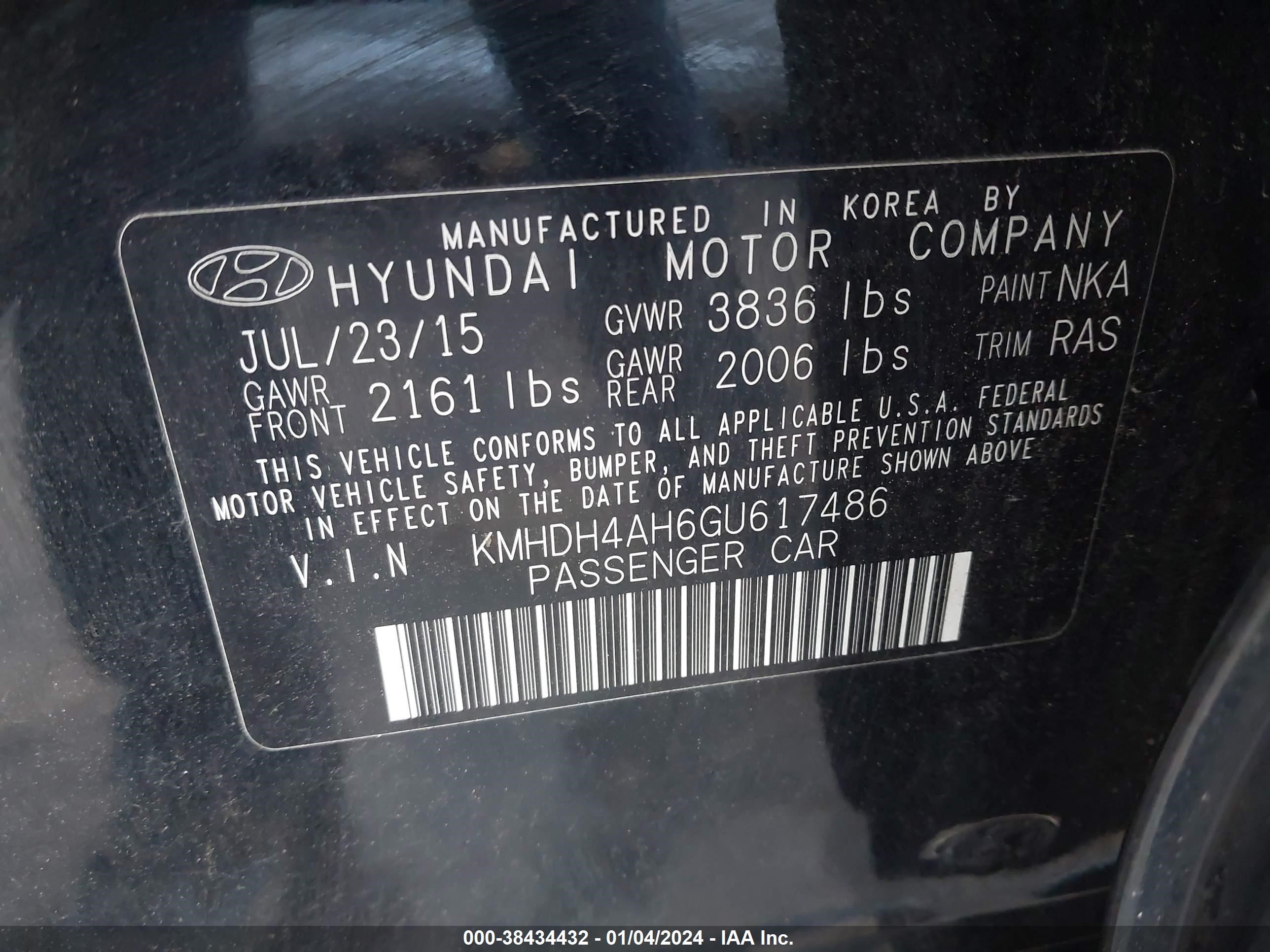 Photo 8 VIN: KMHDH4AH6GU617486 - HYUNDAI ELANTRA 