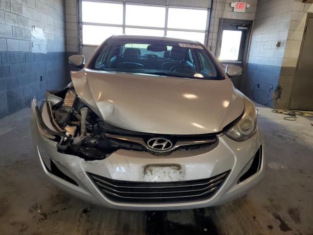 Photo 4 VIN: KMHDH4AH7FU230606 - HYUNDAI ELANTRA 