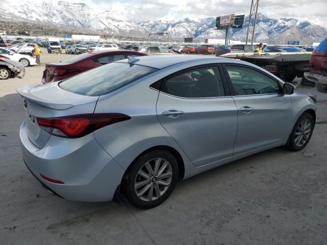 Photo 2 VIN: KMHDH4AH7FU305353 - HYUNDAI ELANTRA 