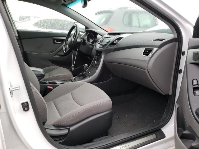 Photo 4 VIN: KMHDH4AH7GU488271 - HYUNDAI ELANTRA SE 