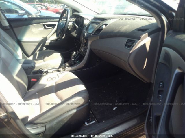 Photo 4 VIN: KMHDH4AH8FU233434 - HYUNDAI ELANTRA 