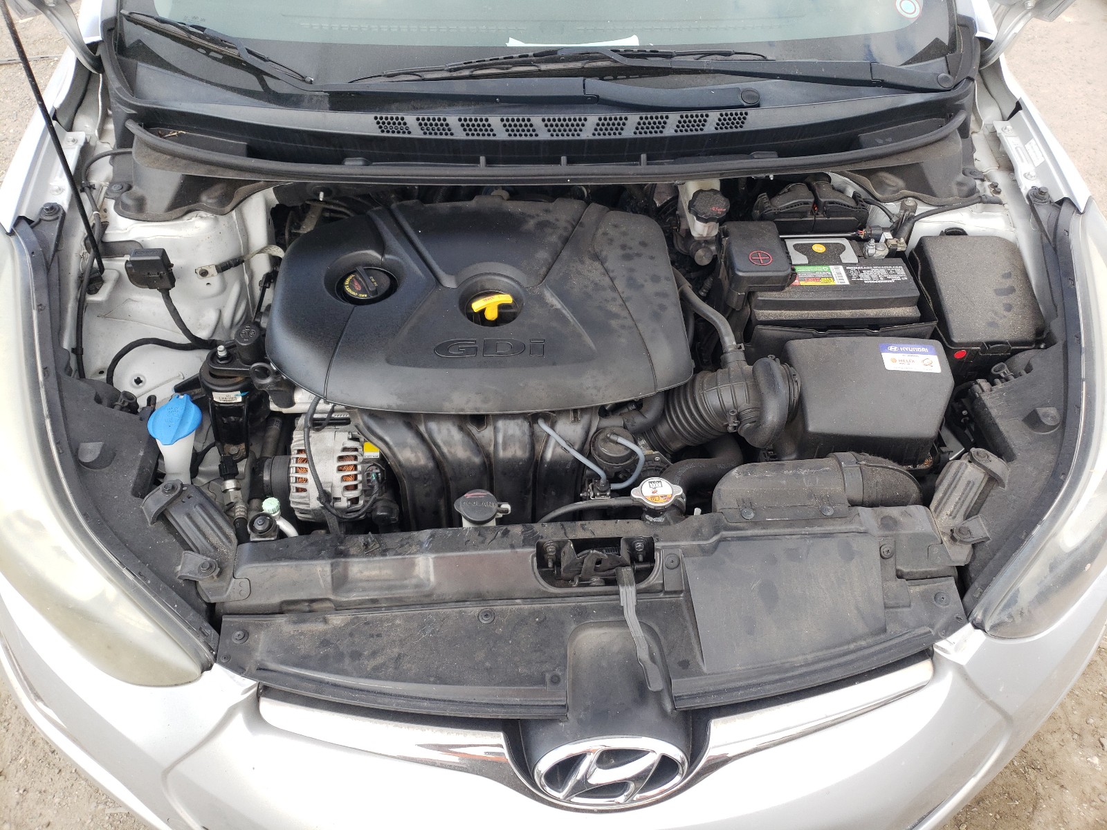 Photo 6 VIN: KMHDH4AH8FU283136 - HYUNDAI ELANTRA SE 