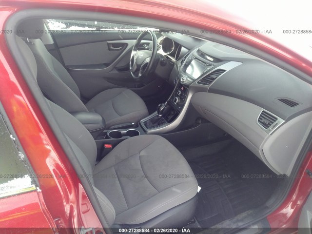 Photo 4 VIN: KMHDH4AH8GU650330 - HYUNDAI ELANTRA 