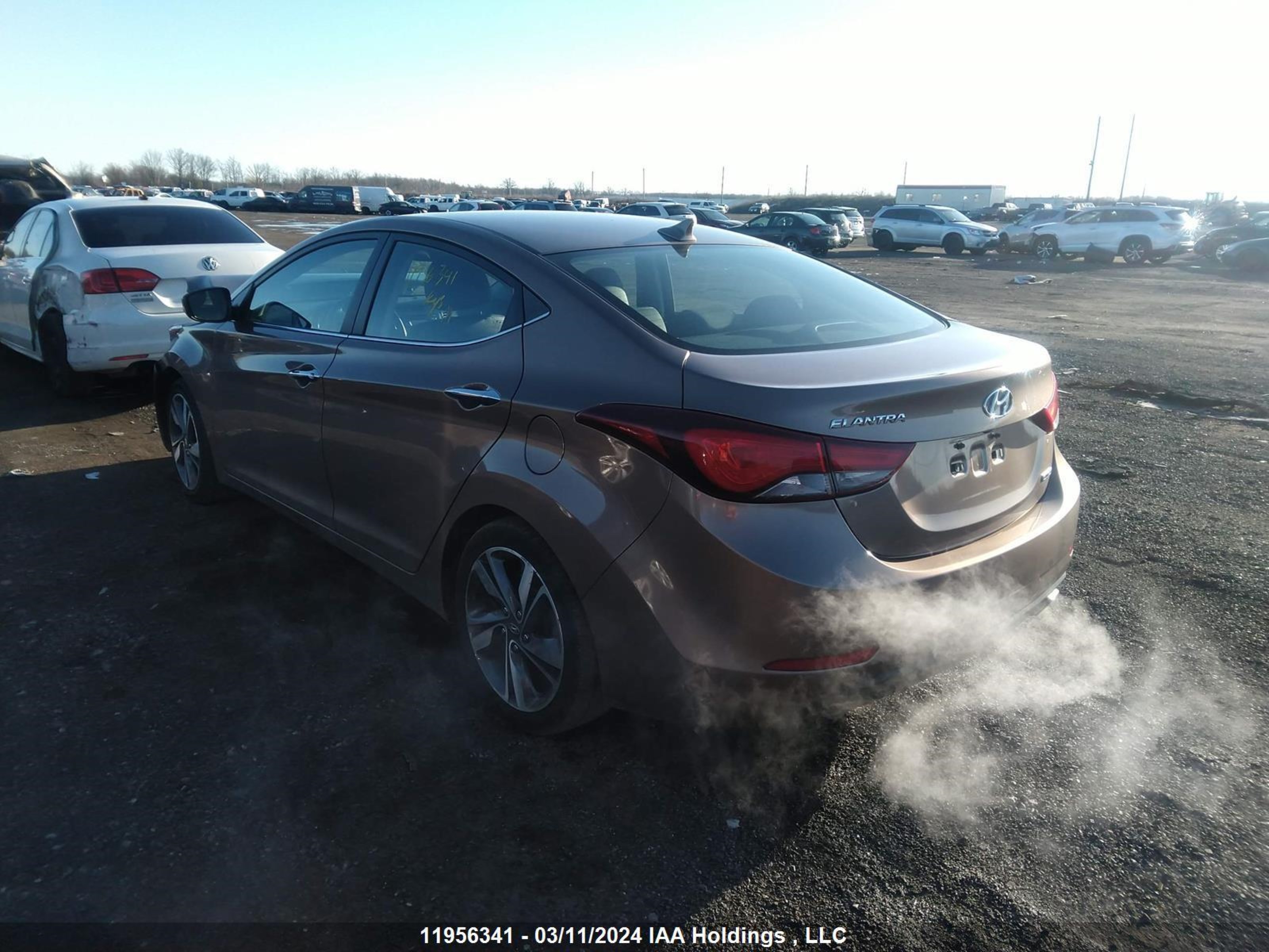 Photo 2 VIN: KMHDH4AH9EU187000 - HYUNDAI ELANTRA 